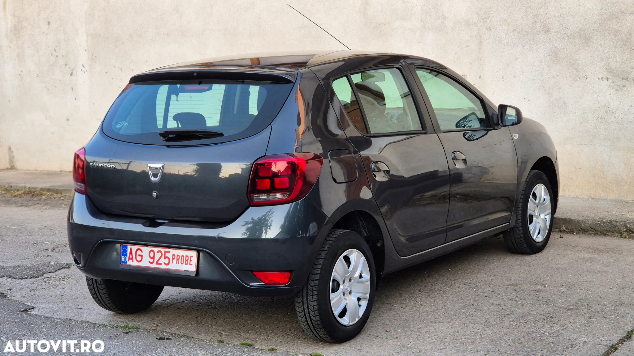 Dacia Sandero 0.9 TCe Laureate - 4