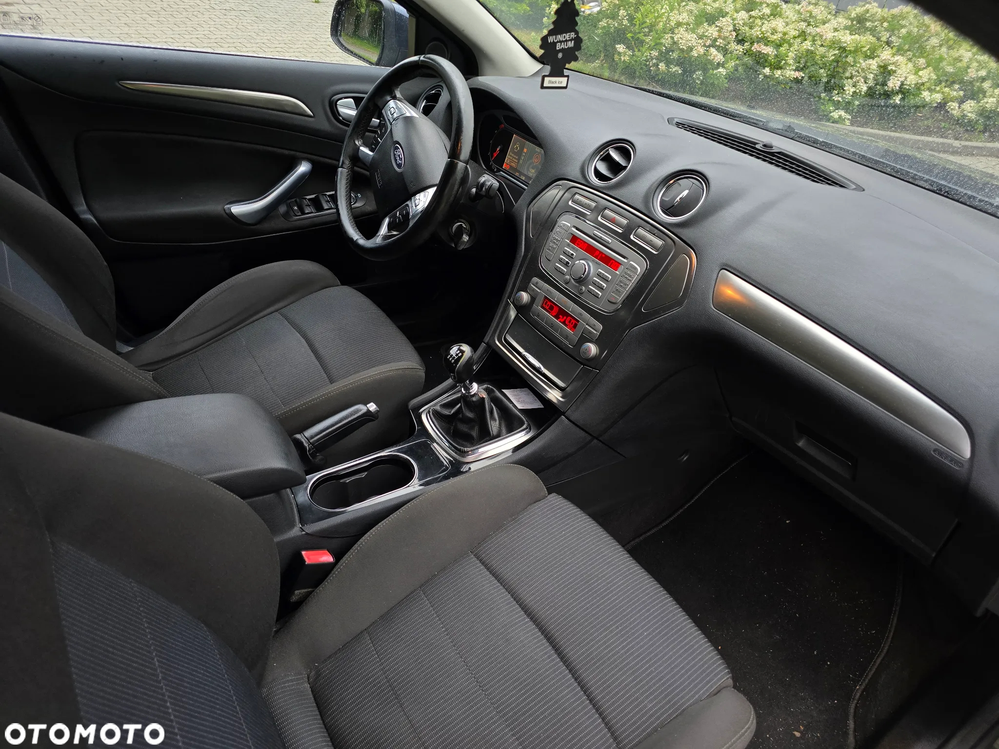 Ford Mondeo 1.8 TDCi Ambiente - 8