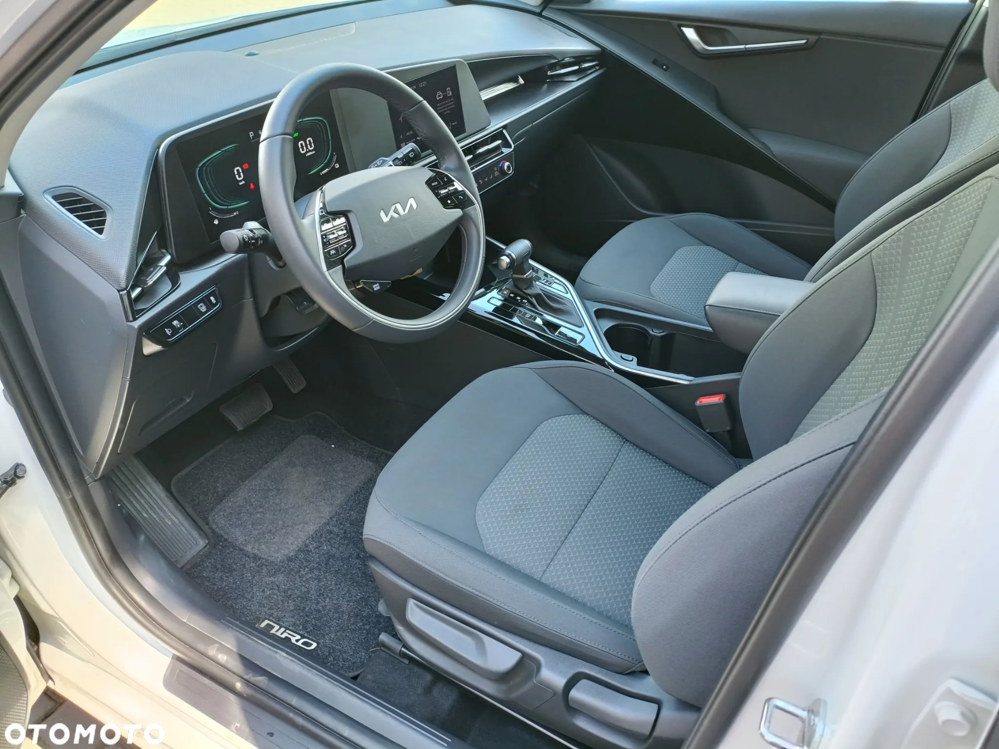 Kia Niro 1.6 GDI Hybrid M - 13