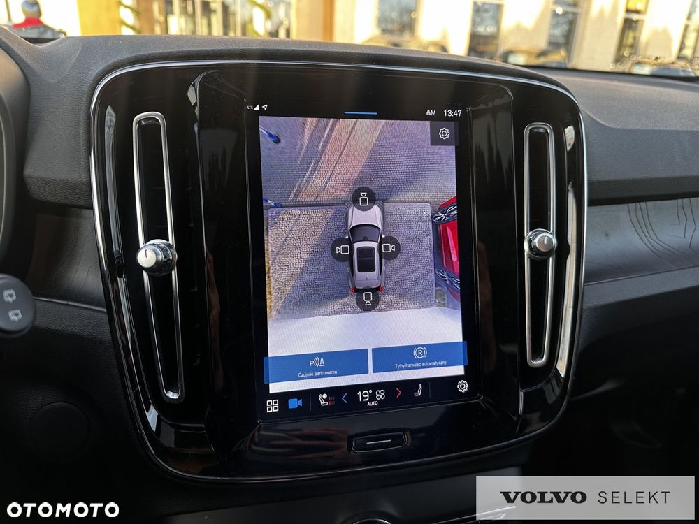 Volvo XC 40 - 28
