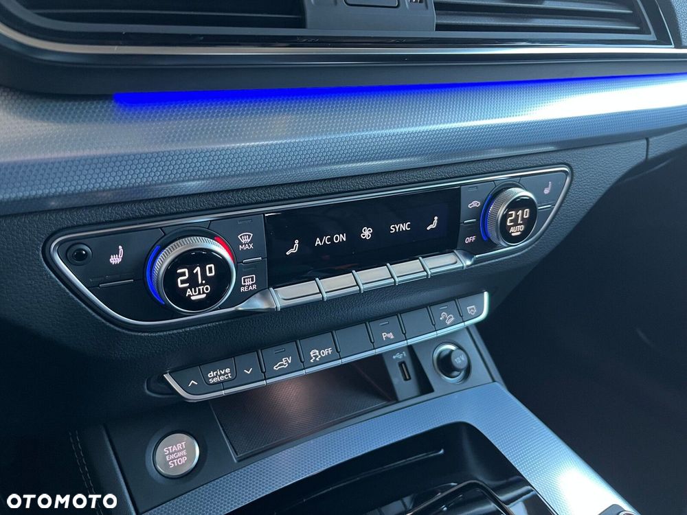 Audi Q5 Sportback - 27