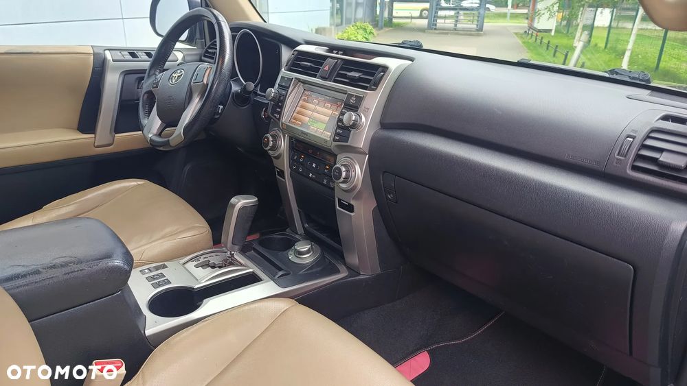 Toyota 4-Runner - 18