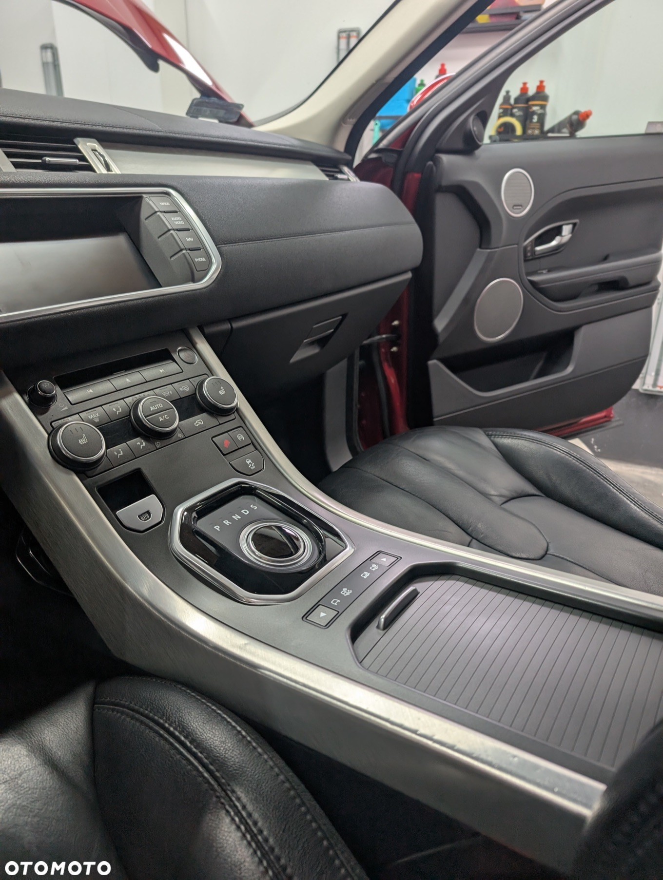 Land Rover Range Rover Evoque - 14