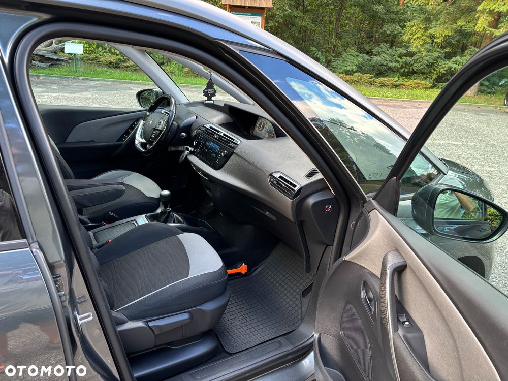 Citroën C4 Grand Picasso - 11