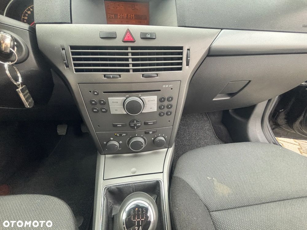 Opel Astra 1.6 - 7