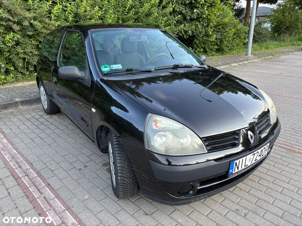 Renault Clio - 22