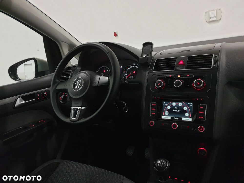 Volkswagen Touran 2.0 TDI DPF Highline - 10
