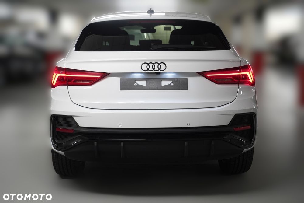 Audi Q3 Sportback 35 TFSI mHEV S-Line S tronic - 5