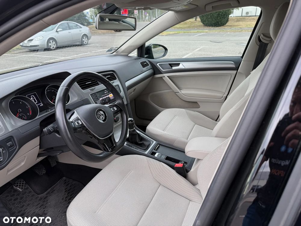 Volkswagen Golf VII 1.6 TDI BlueMotion Trendline - 9