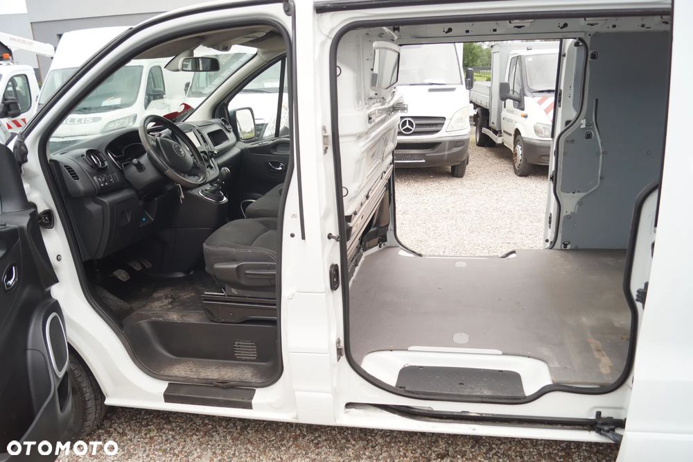 Opel Vivaro - 29