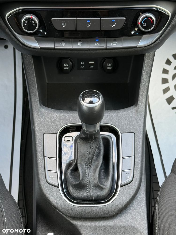 Hyundai i30 1.4 T-GDI Comfort DCT - 8