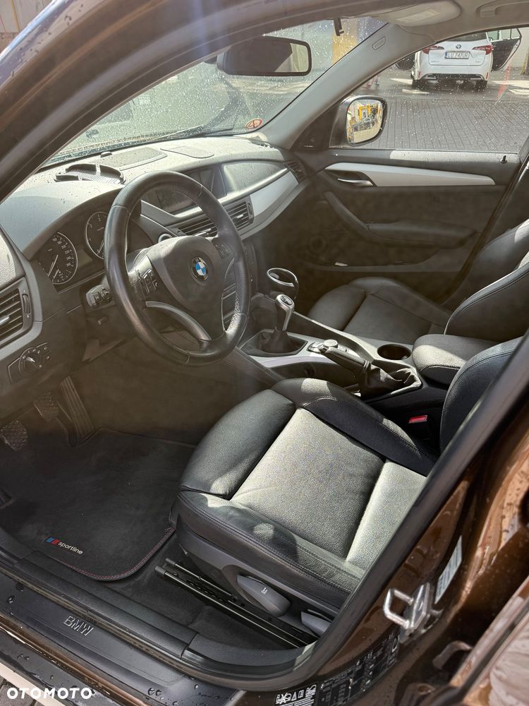 BMW X1 xDrive20d - 10