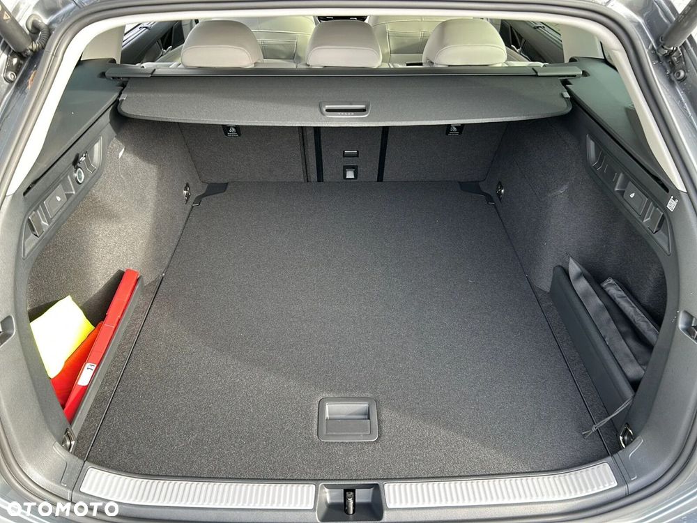 Volkswagen Passat Variant - 28