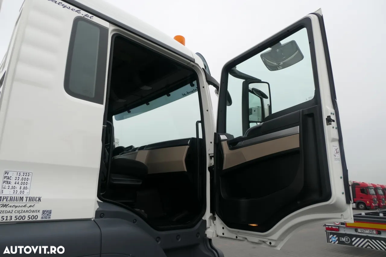 MAN TGS 35.420 / 8x4 / BASCULANTE / HYDROBOARD / EURO 6 / 2018 - 34