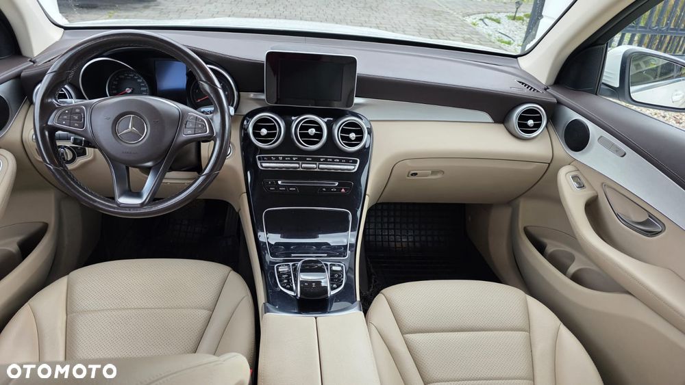 Mercedes-Benz GLC - 8