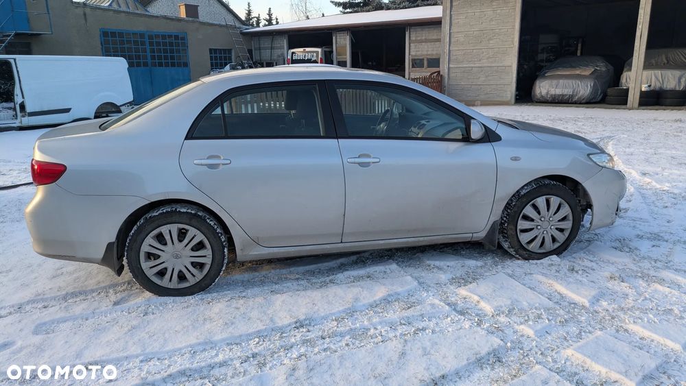 Toyota Corolla 1.4 D-4D Luna - 6