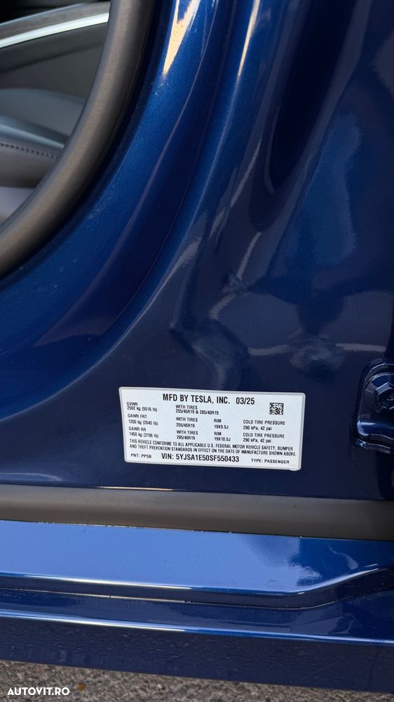 Tesla Model S 2025 photo 3