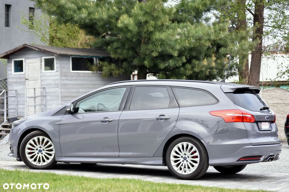 Ford Focus 2.0 TDCi ST - 13