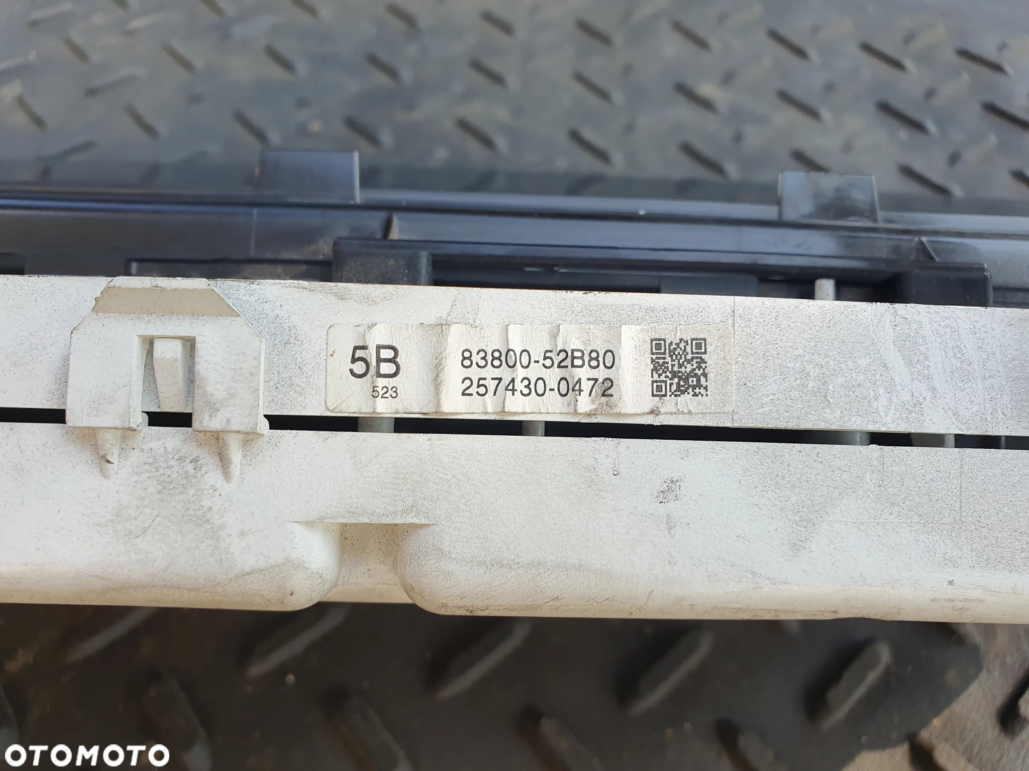 TOYOTA YARIS II TS LICZNIK ZEGARY PRĘDKOŚCIOMIERZ 83800-52B80 257430-0472 - 2