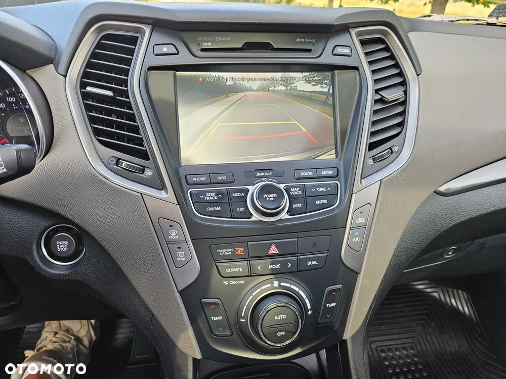 Hyundai Santa Fe - 25