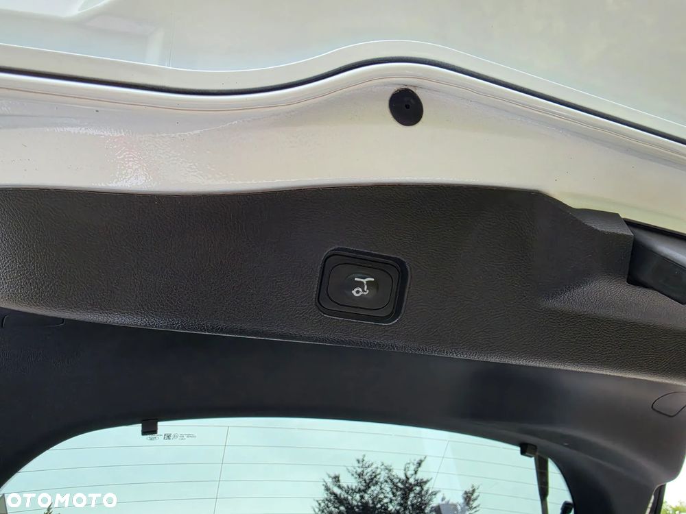 Ford Mondeo 2.0 TDCi Titanium PowerShift - 22