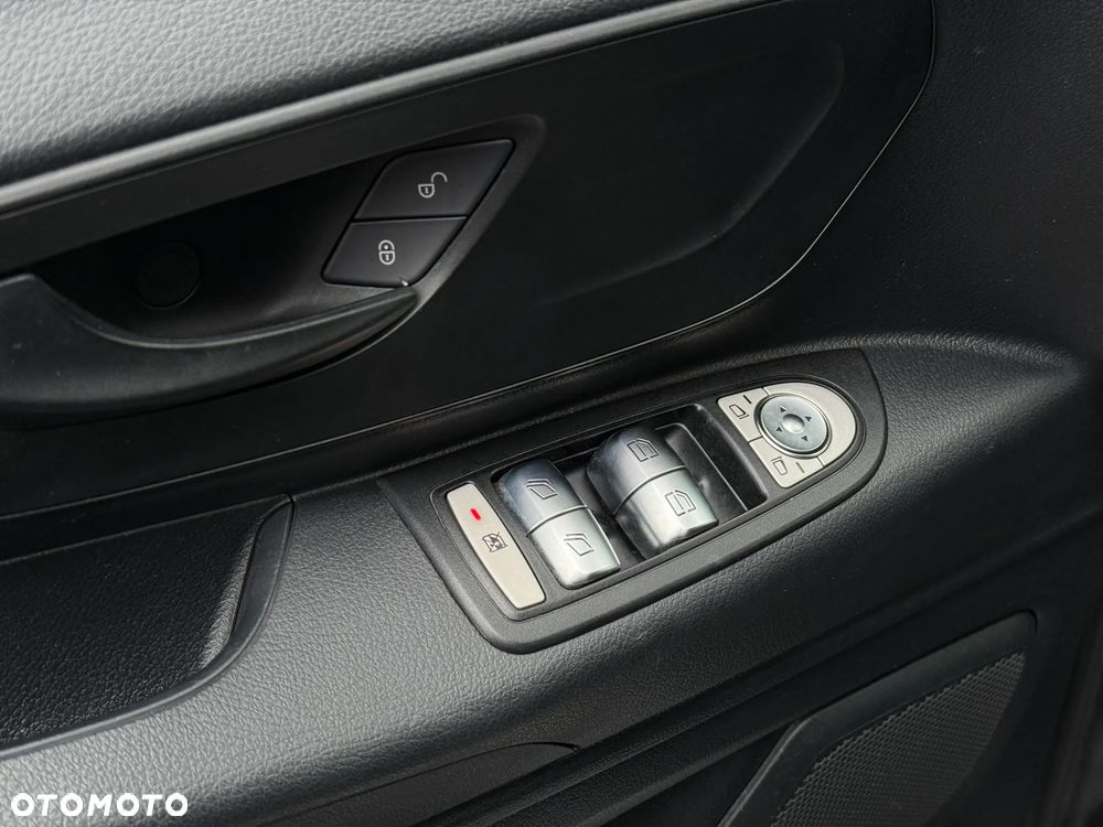 Mercedes-Benz Vito - 10