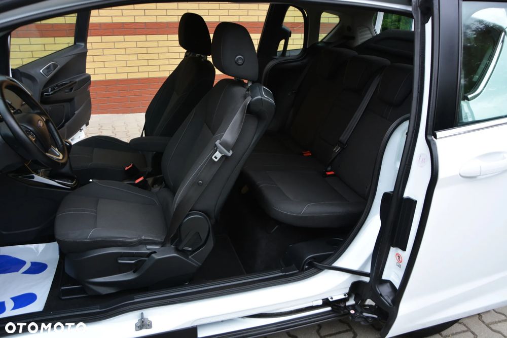 Ford B-MAX 1.6 TDCi Titanium - 32