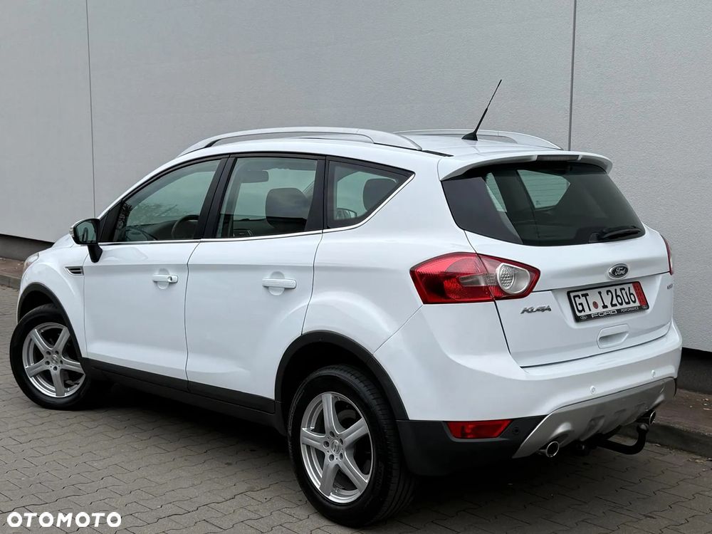 Ford Kuga 2.0 TDCi 4x4 Titanium - 22