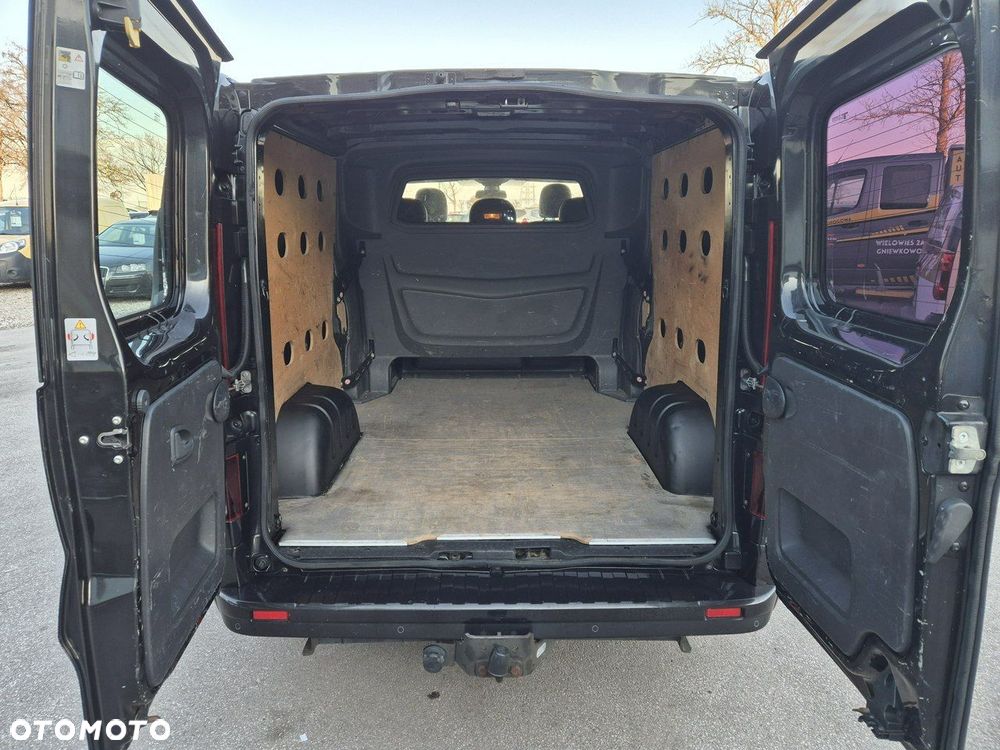 Opel Vivaro - 26
