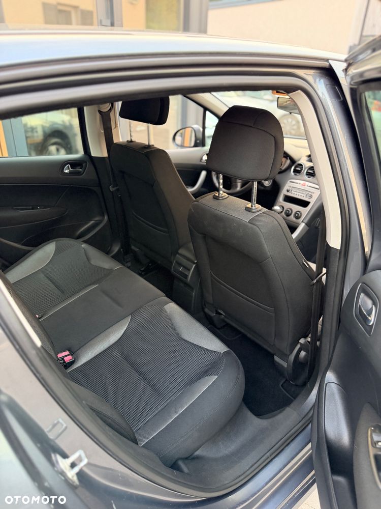 Peugeot 308 1.6 Premium - 5