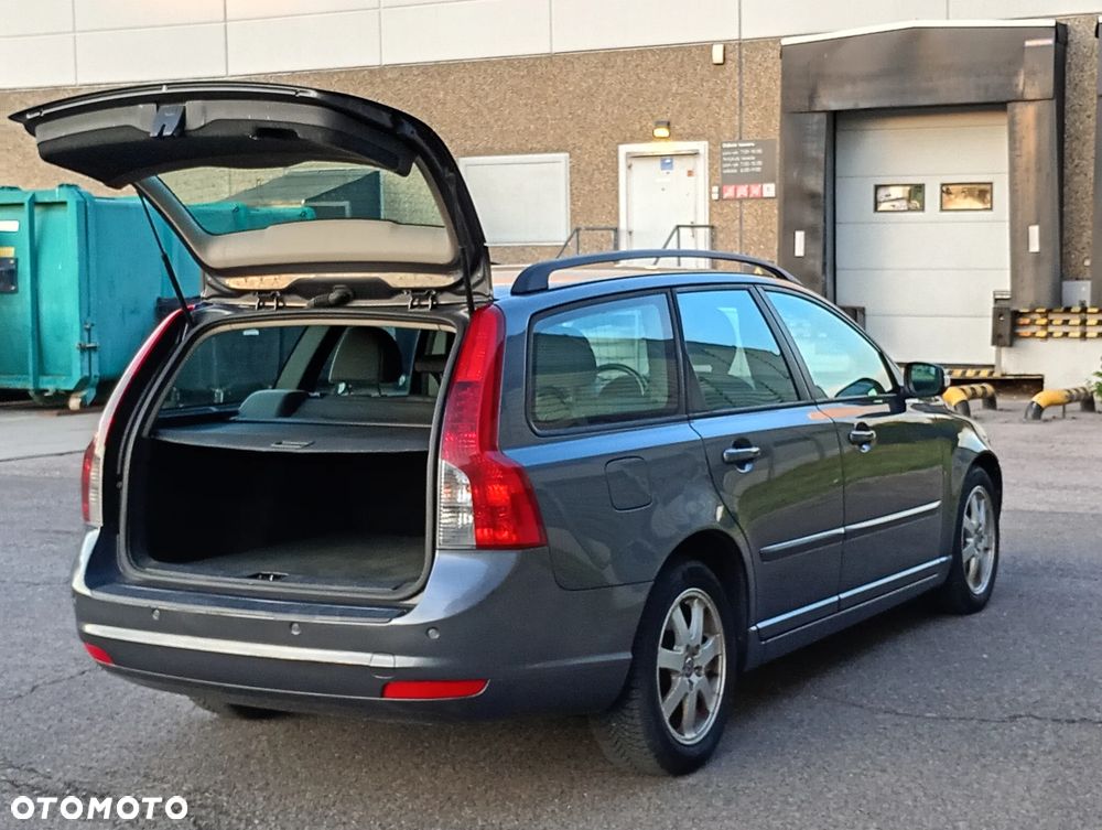 Volvo V50 2.0D R-Design Summum - 21