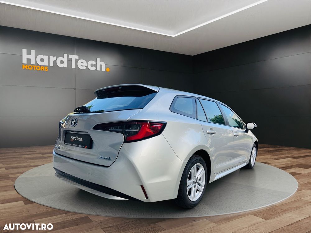 Toyota Corolla 1.8 HSD Business Plus - 6