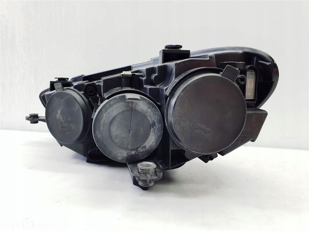 VW SCIROCCO 1K8 08-14r PRAWA LAMPA PRZÓD ORY EU - 5