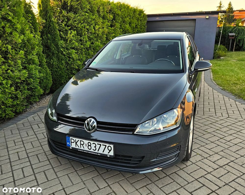 Volkswagen Golf 1.2 TSI BlueMotion Technology Comfortline - 2