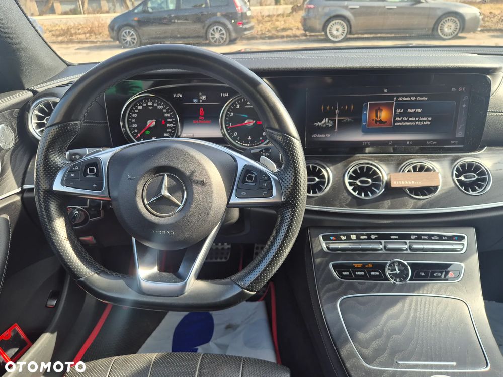 Mercedes-Benz Klasa E - 16