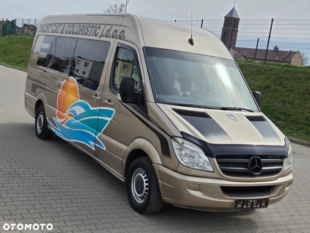 Mercedes-Benz Sprinter - 9