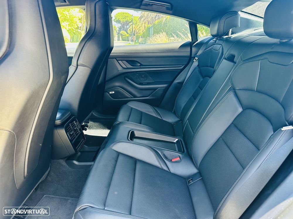 Porsche Taycan Standard - 22