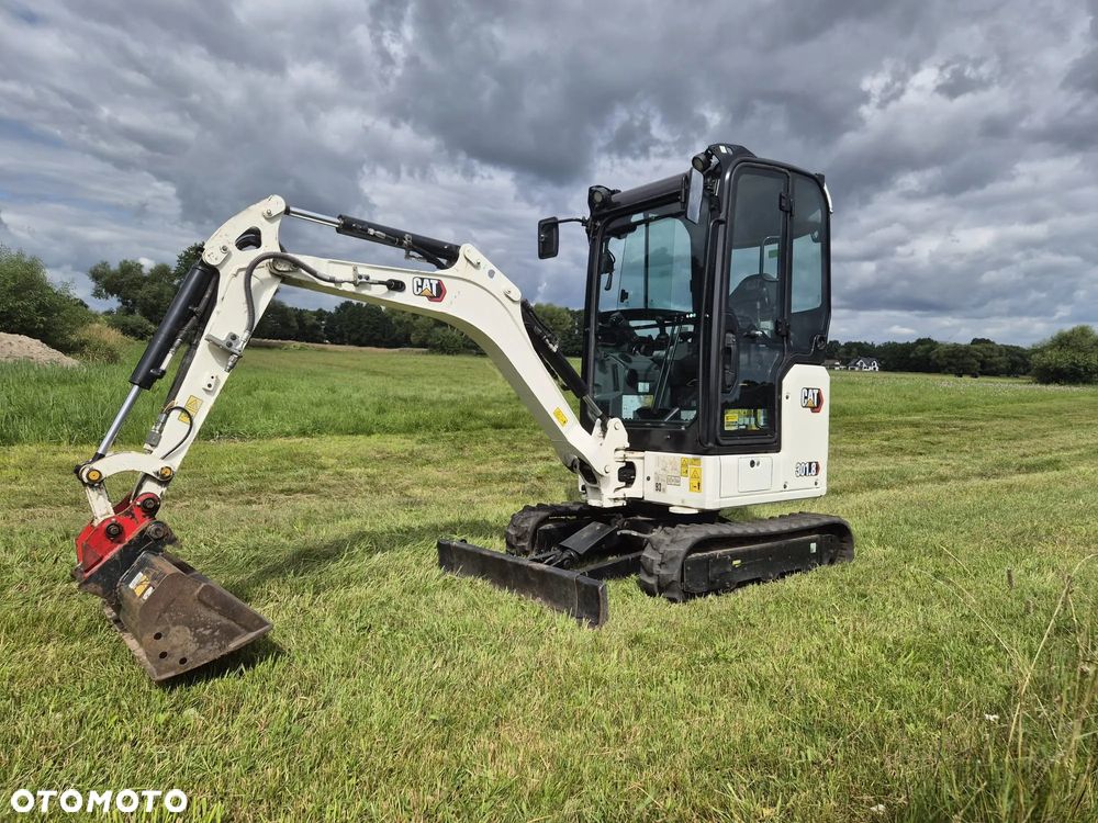 Caterpillar 301.8C - 1