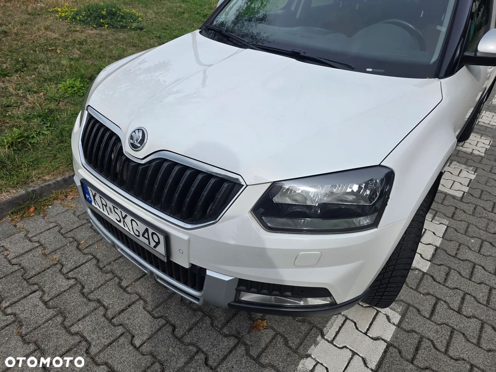 Skoda Yeti 2.0 TDI DPF 4x4 Ambition DSG - 10