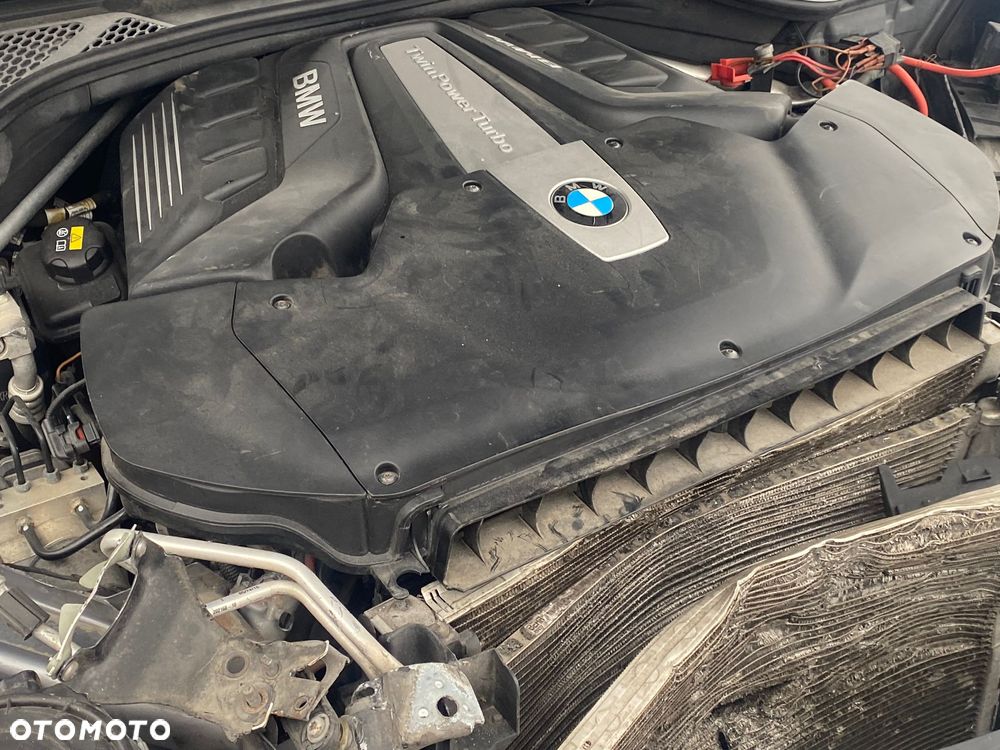 BMW X5 xDrive50i Sport-Aut - 7