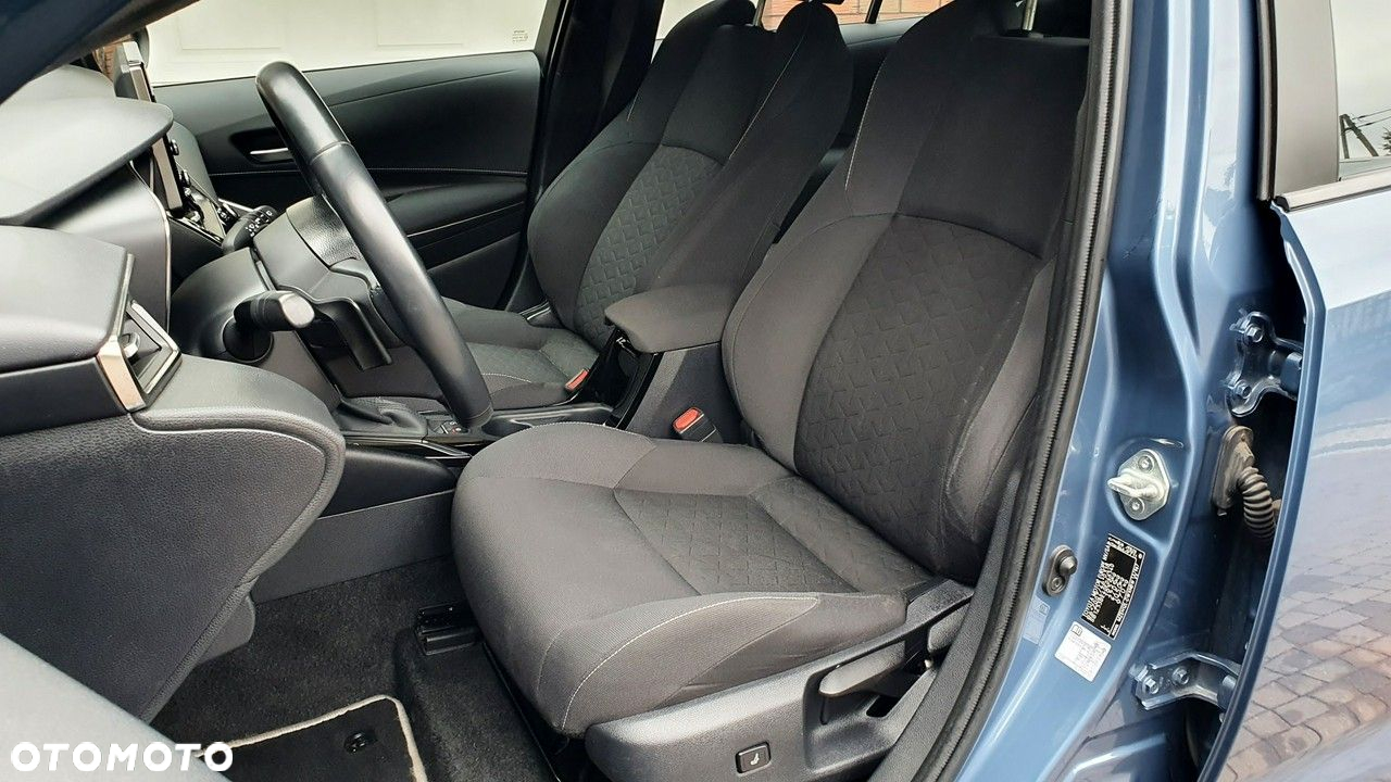 Toyota Corolla - 18
