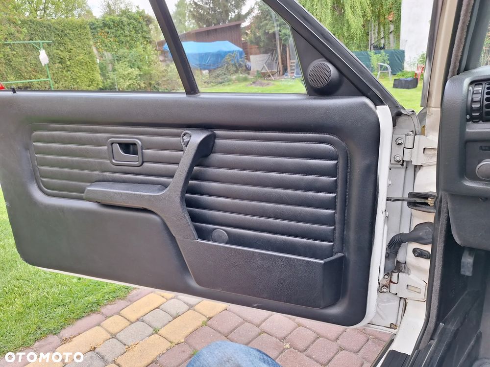 BMW Seria 3 325i - 16