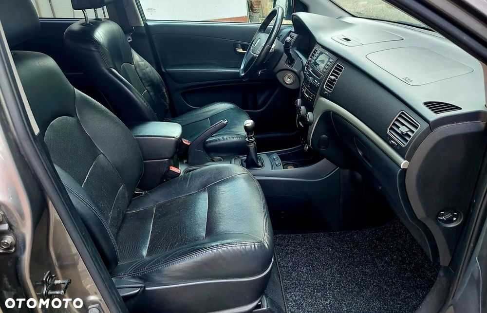SsangYong/KGM Korando 2.0 e-XDi Sapphire - 16