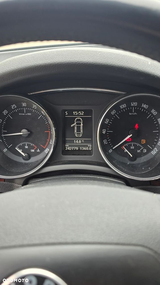 Skoda Superb 1.6 TDI Exclusive - 13