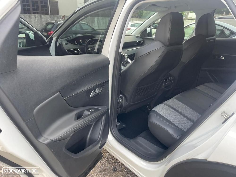 Peugeot 3008 1.6 BlueHDi Allure - 12