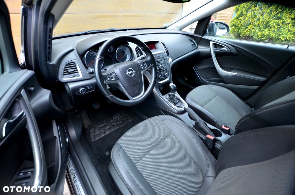 Opel Astra 1.4 T Cosmo - 5