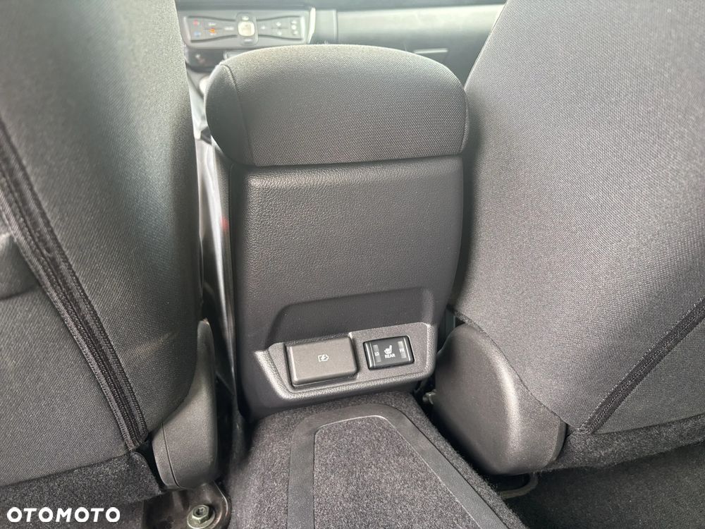 Nissan Leaf 40kWh N-Connecta - 25