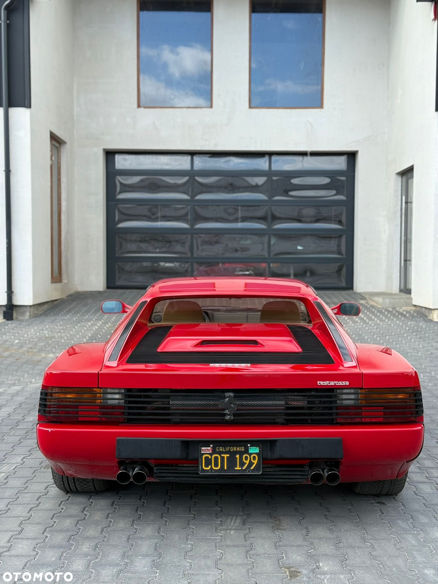 Ferrari Testarossa - 12