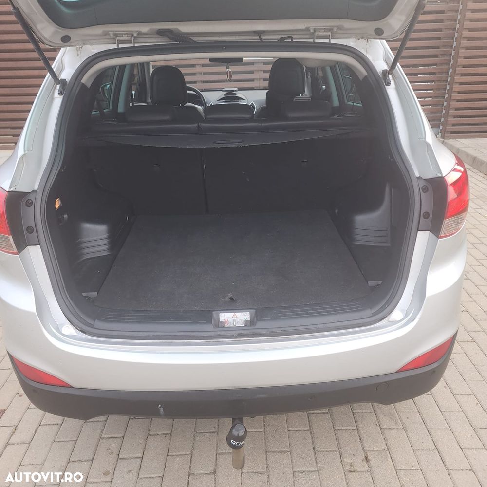 Hyundai ix35 2.0 CRDI High 4WD GLS Aut. Premium+ - 11