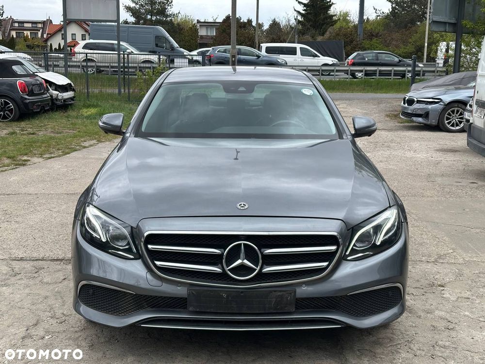 Mercedes-Benz Klasa E 300 de Business Edition - 2